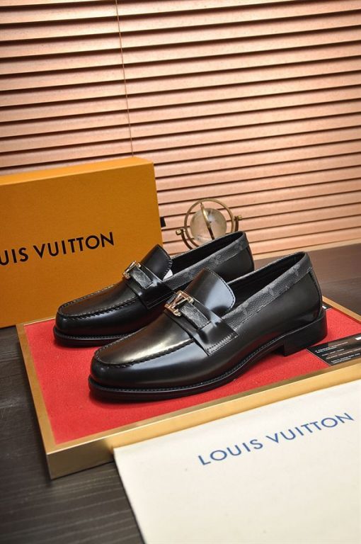 LOUIS VUITTON MAJOR LOAFER - VL016