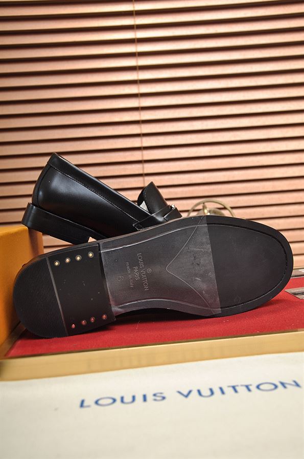 LOUIS VUITTON MAJOR LOAFER - VL030