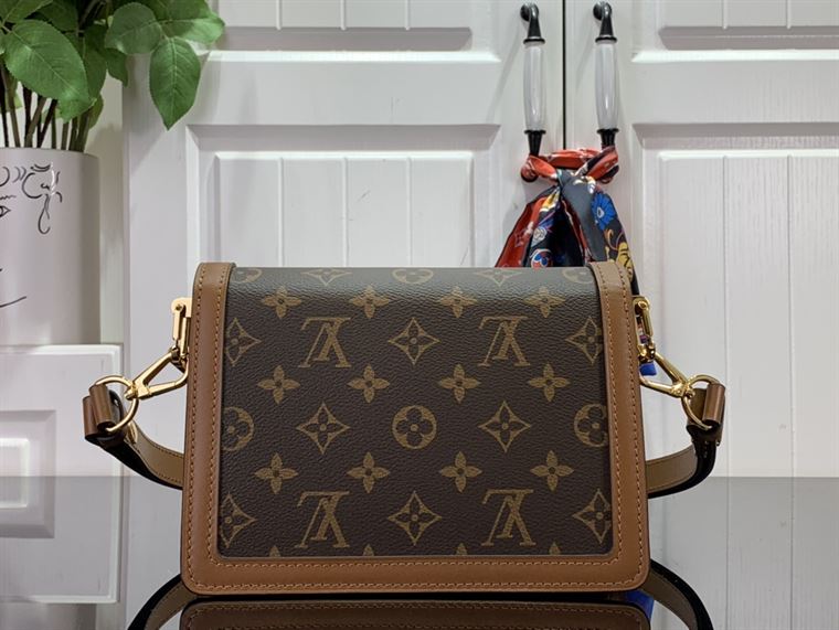 LOUIS VUITTON MINI DAUPHINE LOCK XL