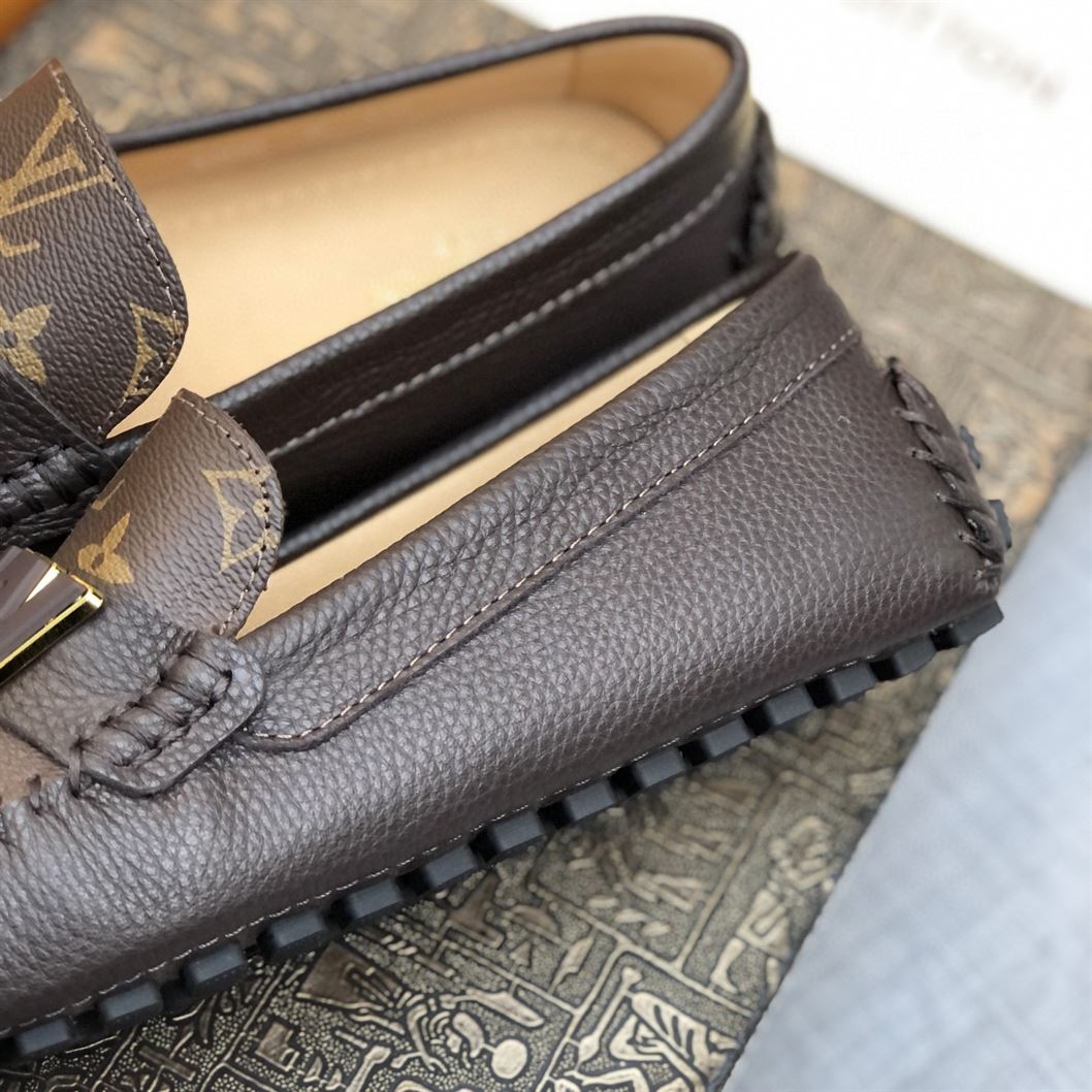 LOUIS VUITTON MOCCASIN - VL029
