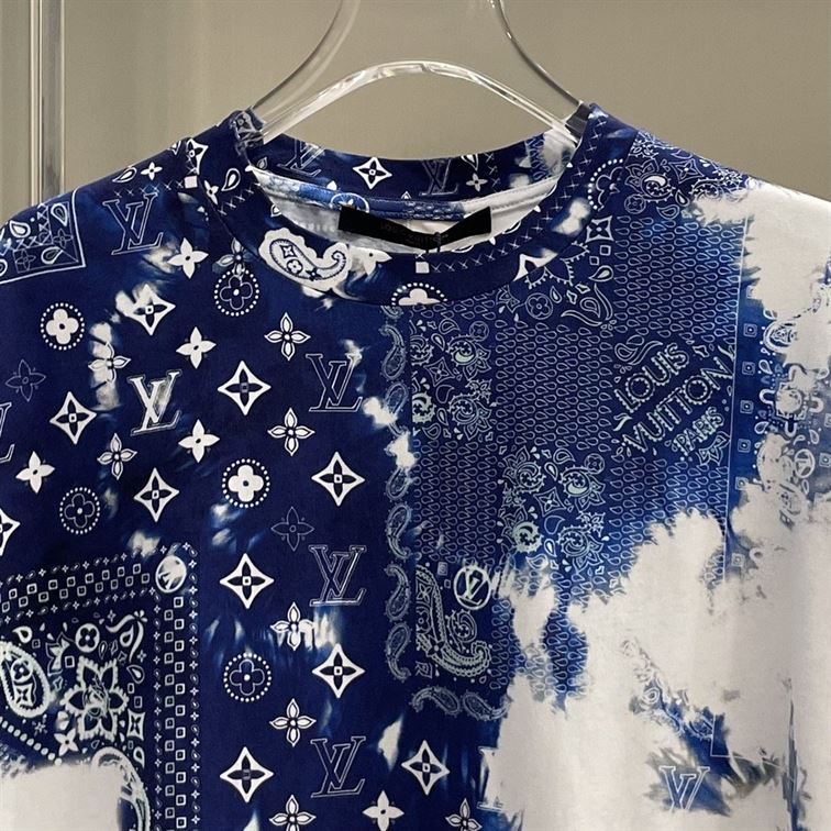 LOUIS VUITTON MONOGRAM BANDANA PRINTED T-SHIRT BLUE WHITE - LVTS045