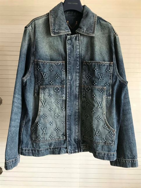 LOUIS VUITTON MONOGRAM DENIM JACKET - LVC040