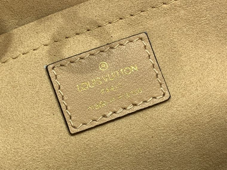 LOUIS VUITTON ON MY SIDE MM BROWN HIGH