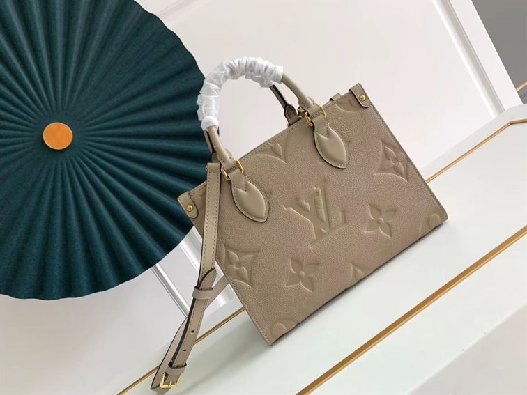 LOUIS VUITTON ONTHEGO PM MONOGRAM EMPREINTE