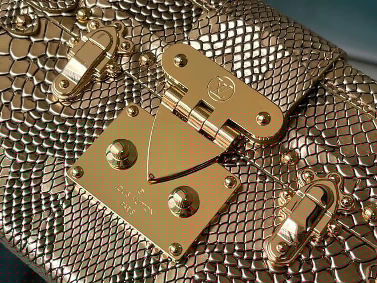 LOUIS VUITTON PETITE MALLE CROCODILIEN MAT