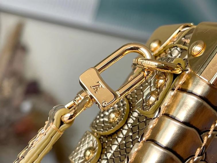 LOUIS VUITTON PETITE MALLE CROCODILIEN MAT