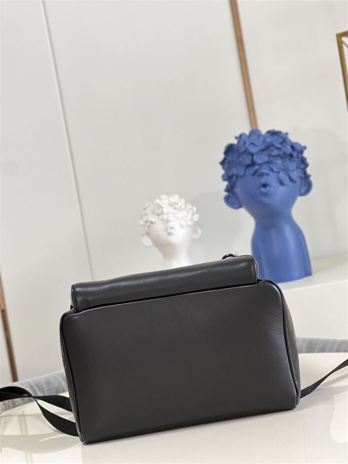 LOUIS VUITTON RACER BACKPACK - LVB014