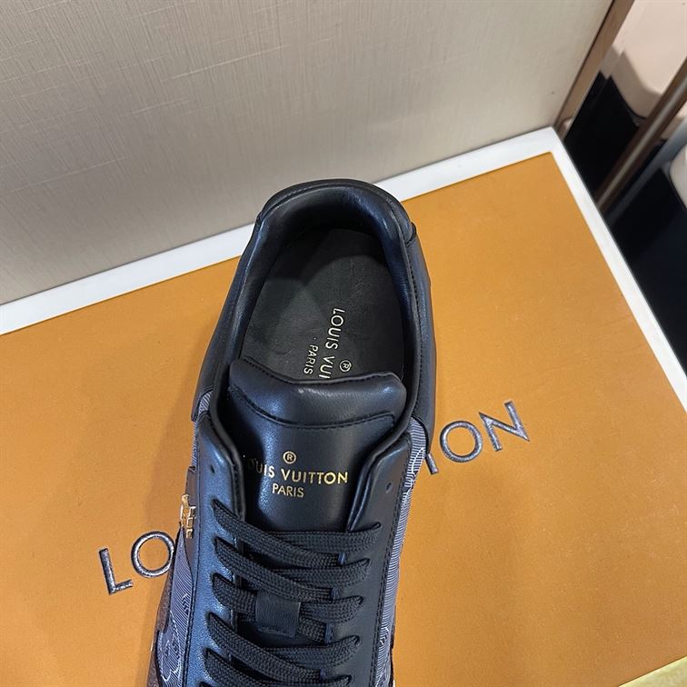 LOUIS VUITTON RUN AWAY SNEAKERS - LVS009