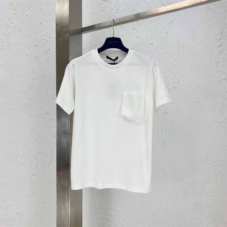 LOUIS VUITTON SIGNATURE 3D POCKET MONOGRAM T-SHIRT - LVTS047