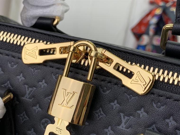 LOUIS VUITTON SPEEDY BANDOULIERE 20