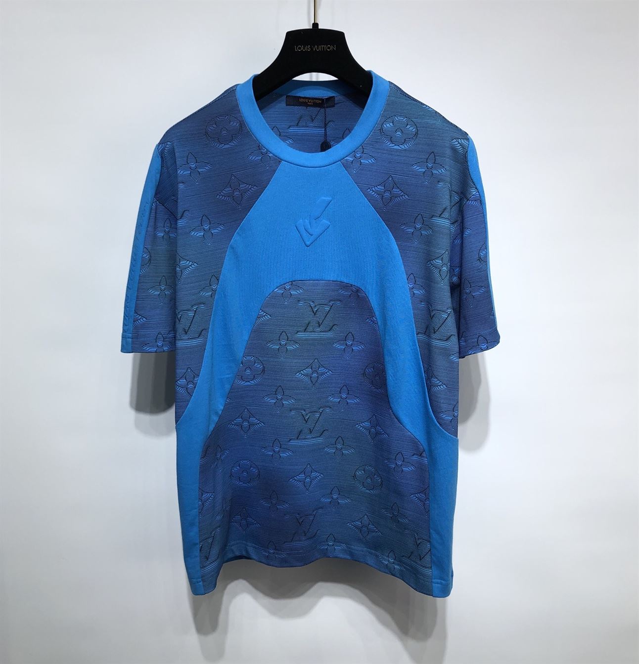 LOUIS VUITTON T-SHIRT - LVTS006