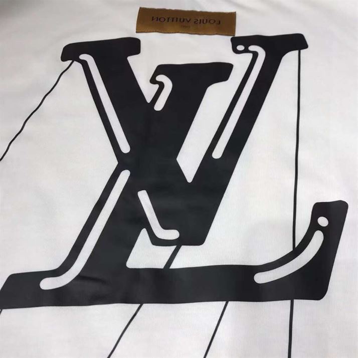 LOUIS VUITTON T-SHIRT - LVTS021
