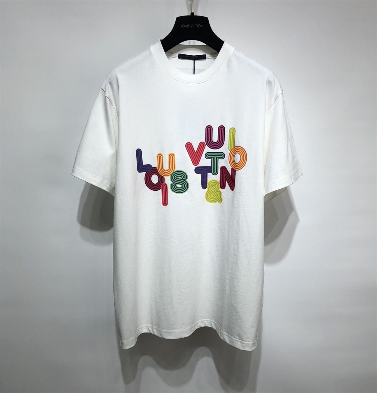 LOUIS VUITTON T-SHIRT - LVTS052