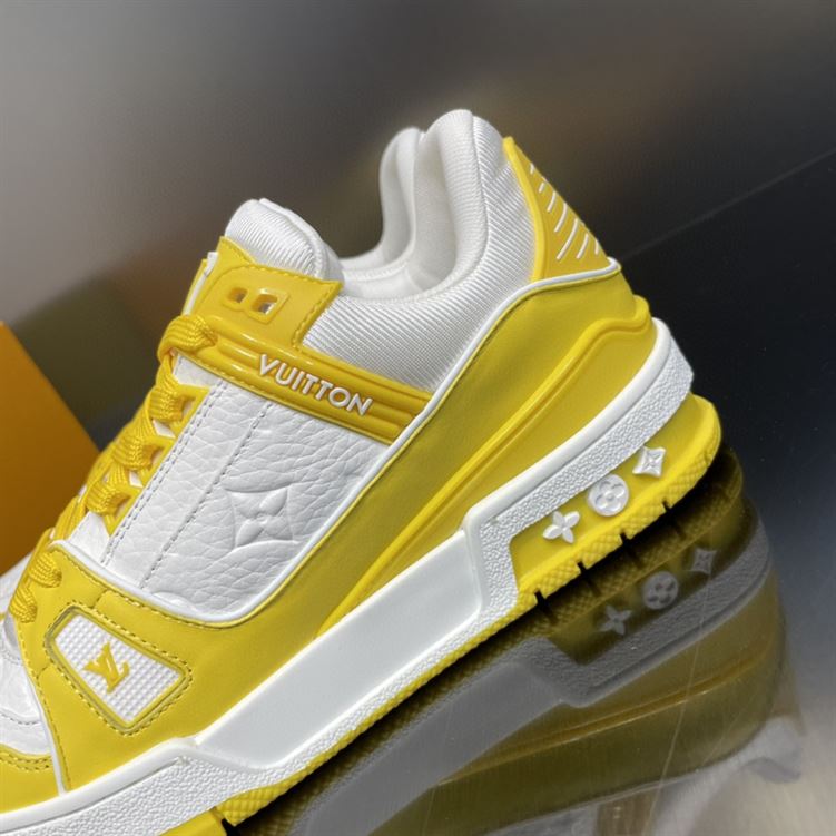 LOUIS VUITTON TRAINER SNEAKER - LVS021
