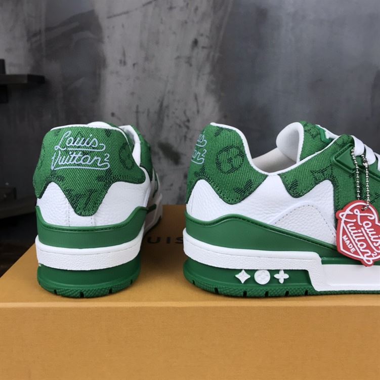 LOUIS VUITTON TRAINER SNEAKER - LVS032