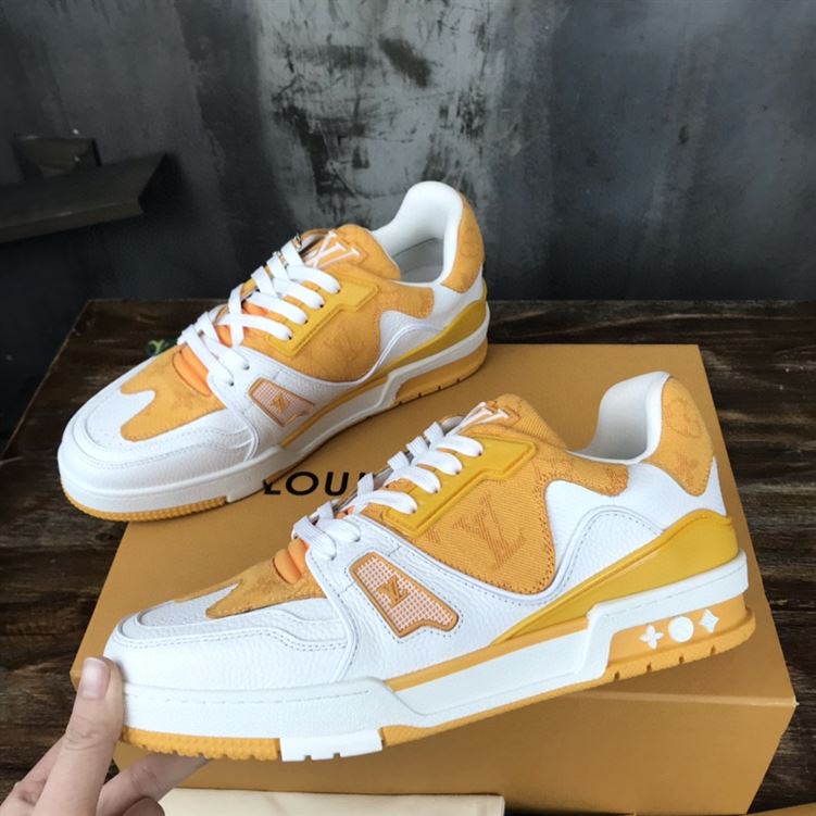 LOUIS VUITTON TRAINER SNEAKER - LVS033