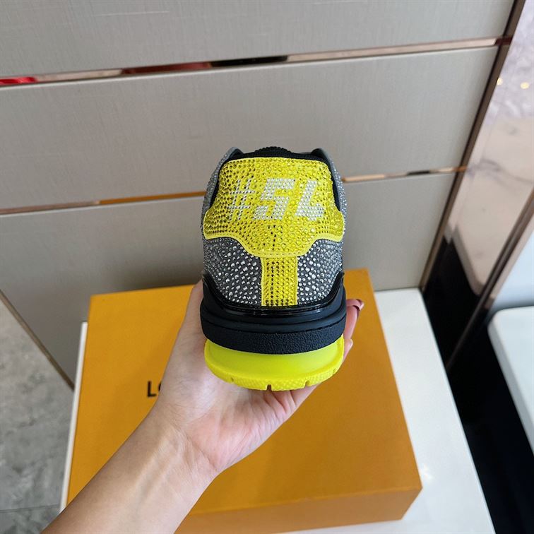 LOUIS VUITTON TRAINER SNEAKER - LVS039