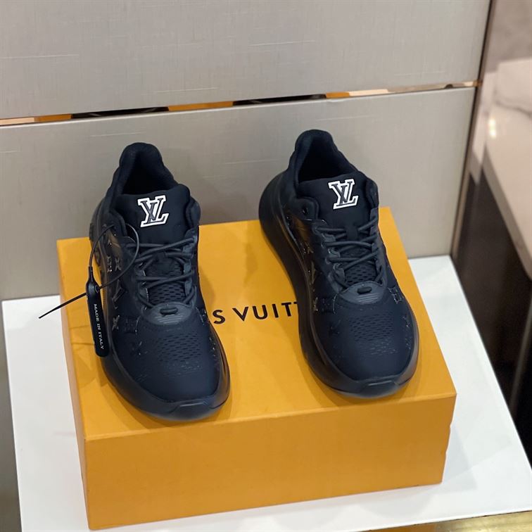 LOUIS VUITTON TRAINER SNEAKER - LVS081