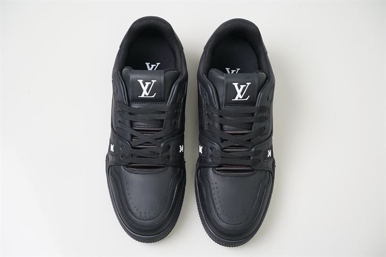 LOUIS VUITTON TRAINER SNEAKER - LVS084