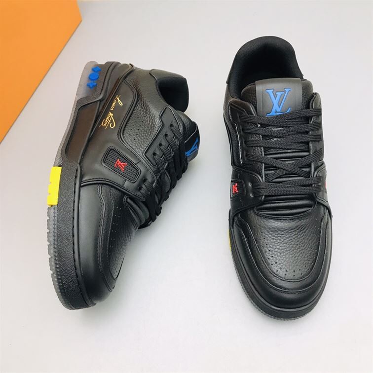 LOUIS VUITTON TRAINER SNEAKER - LVS127