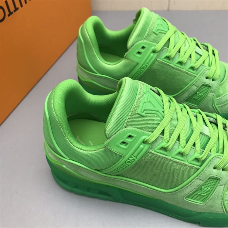 LOUIS VUITTON TRAINER SNEAKER - LVS128
