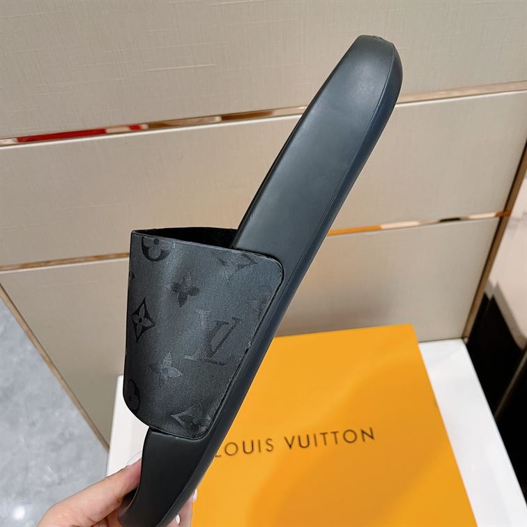 LOUIS VUITTON WATERFRONT MULE - LVSD032