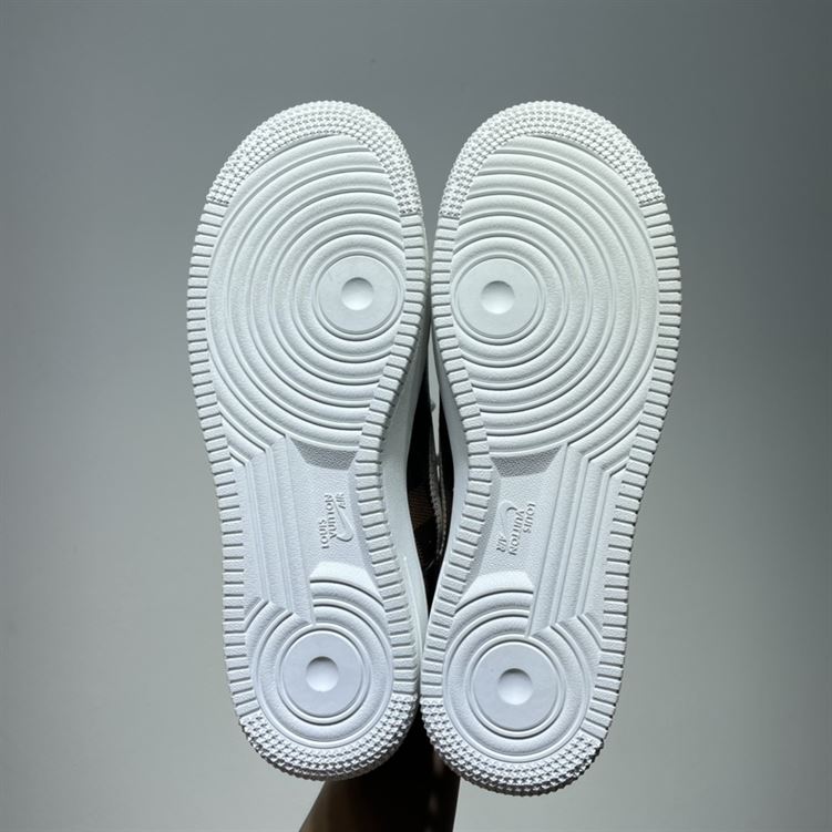 LOUIS VUITTON X NIKE AIR FORCE 1 LOW-TOP SNEAKERS - LVS132