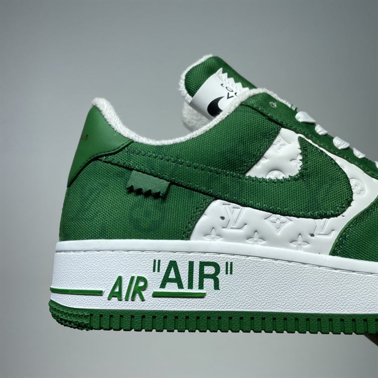 LOUIS VUITTON X NIKE AIR FORCE 1 LOW-TOP SNEAKERS - LVS136
