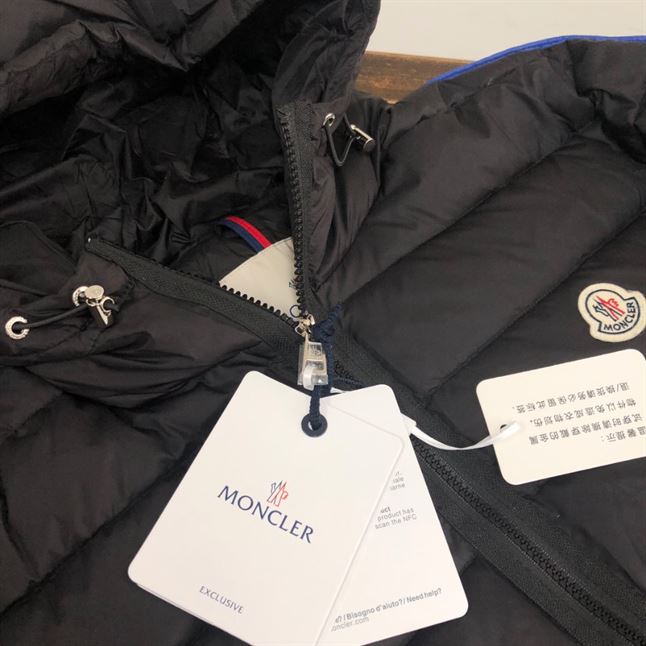 MONCLER AGOUT QUILTED SHELL JACKET - MC069
