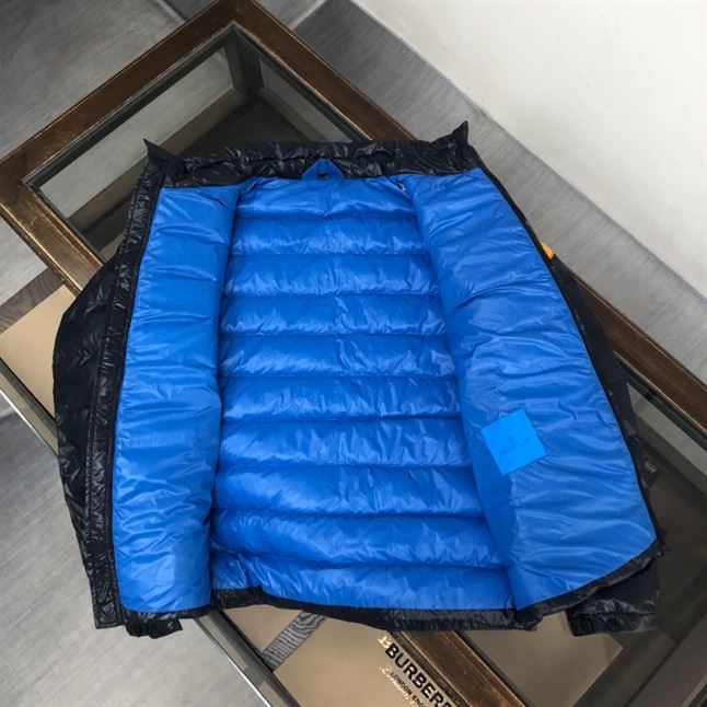 MONCLER AMALTEAS PADDED JACKET - MC072