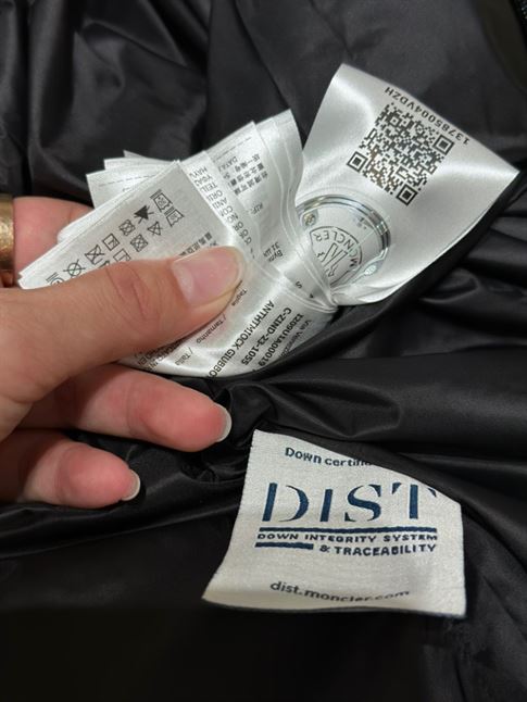 MONCLER ANTHEMIOCK SHORT DOWN JACKET - MC042