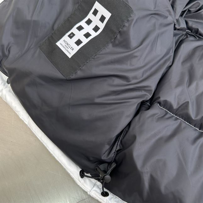 MONCLER ANTHEMIOCK SHORT DOWN JACKET - MC046