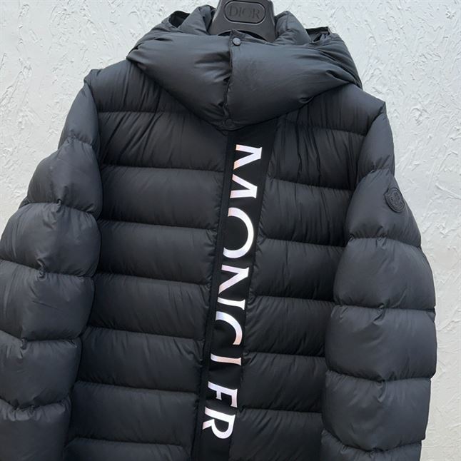 MONCLER CERCES DOWN JACKET - MC060