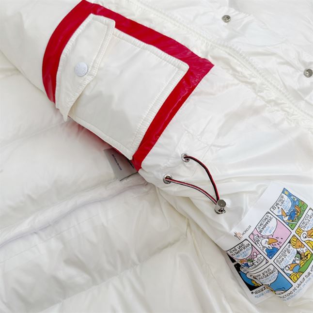 MONCLER CHIABLESE LONG PARKA JACKET IN WHITE - MC051