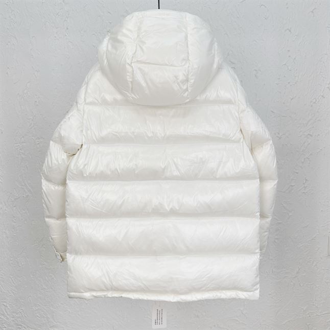MONCLER CHIABLESE LONG PARKA JACKET IN WHITE - MC051