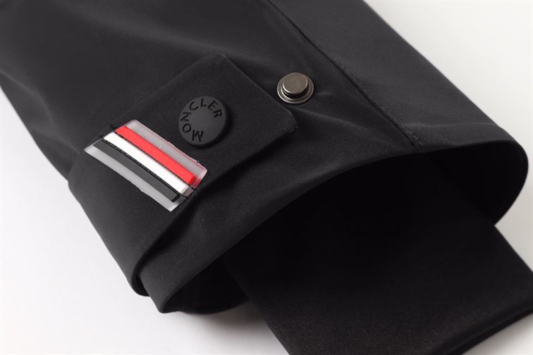 MONCLER COAT - MC105