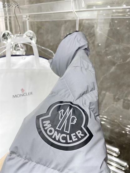 MONCLER COAT - MC115