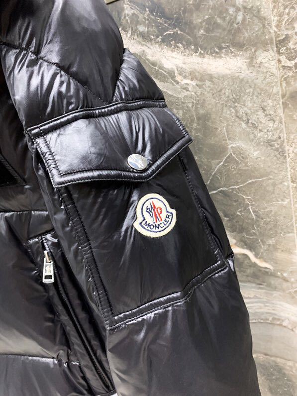 MONCLER COAT - MC122