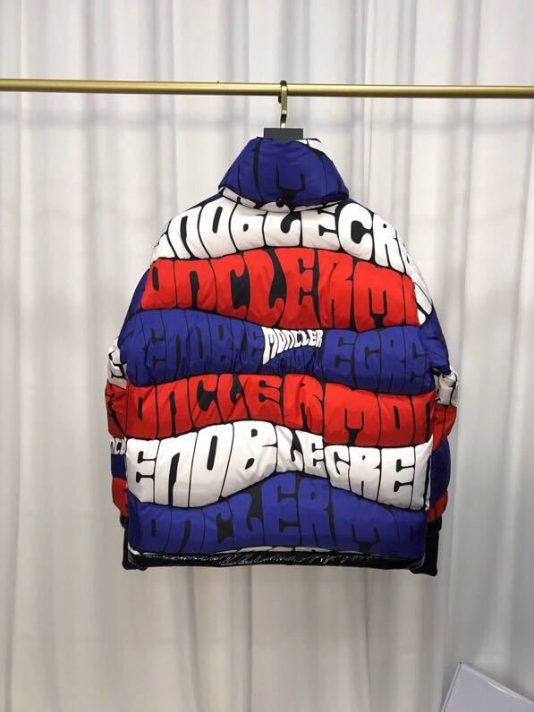 MONCLER COAT - MC124