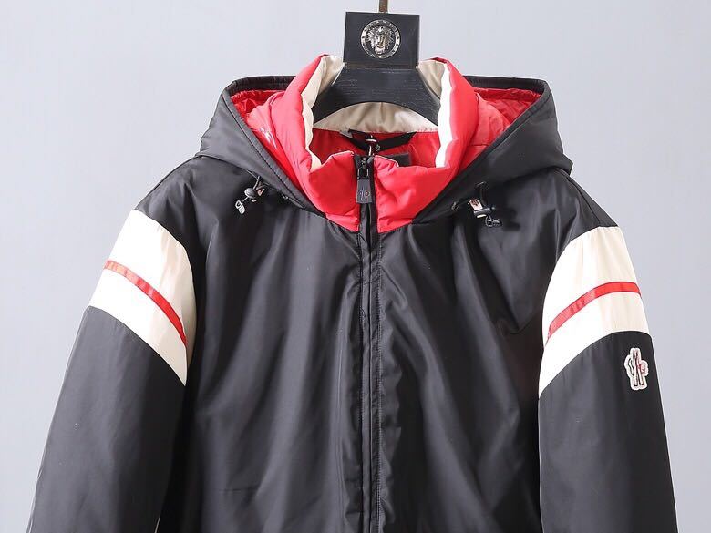 MONCLER COAT - MC140