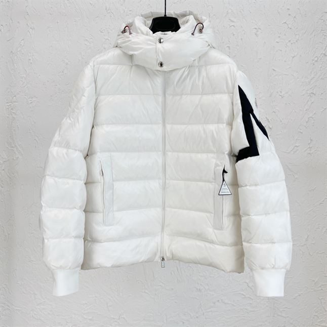 MONCLER CORYDATE PADDED JACKET - MC045