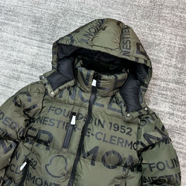 MONCLER DOWN JACKET - MC024