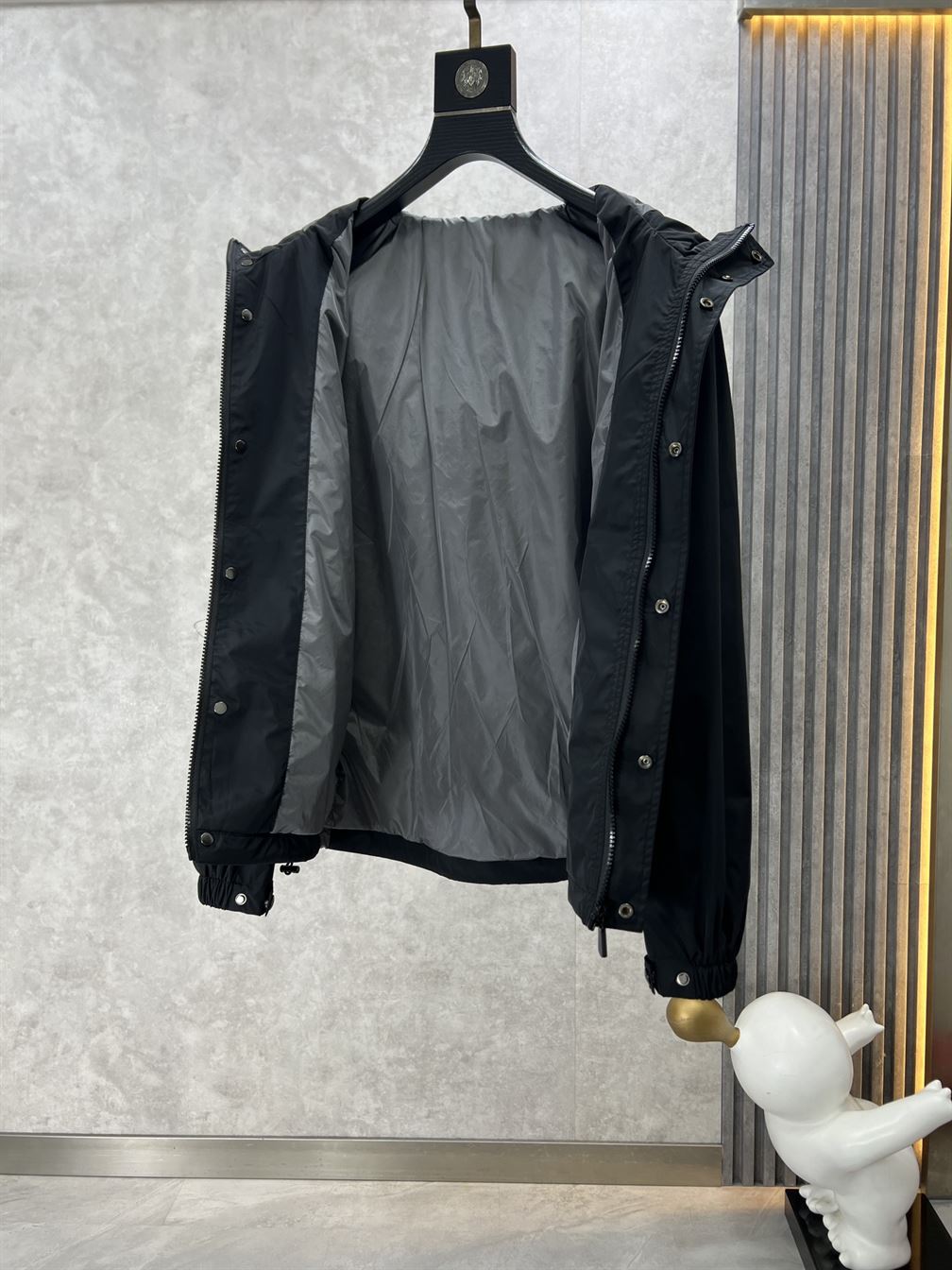 MONCLER GUIERS RAIN JACKET - MC099