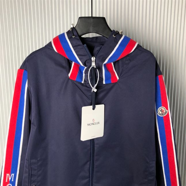 MONCLER HOODED RUKBAT JACKET - MC078