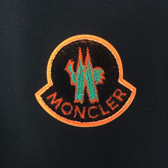 MONCLER JACKETS - MC040
