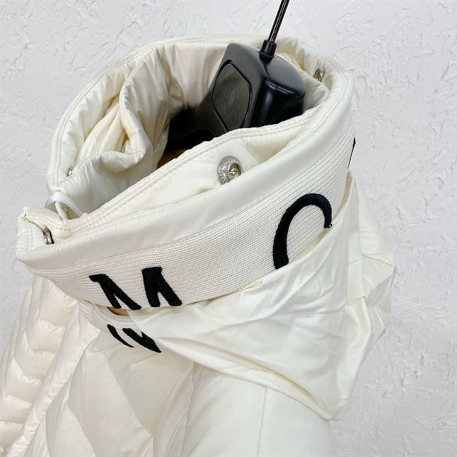 MONCLER JACKETS - MC048