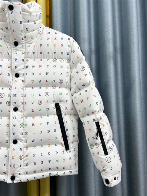 MONCLER JACKETS - MC054