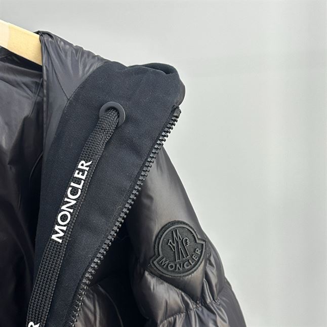 MONCLER JACKETS - MC055