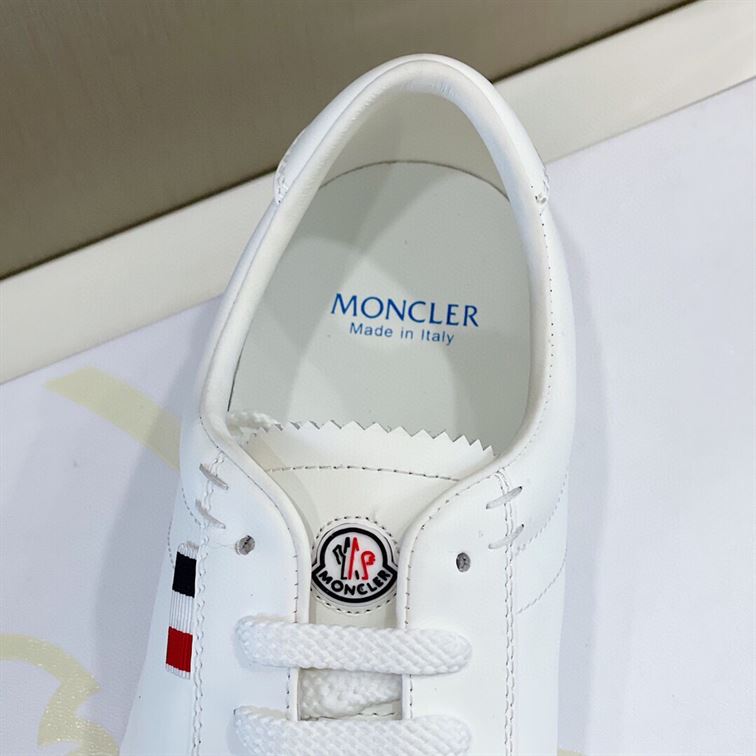 MONCLER LOW-TOP SNEAKERS - MCS002