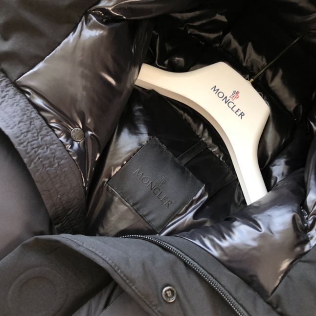 MONCLER MADEIRA DOWN JACKET - MC088